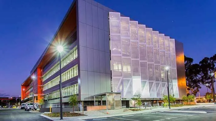 Commercial retail building construction in Northern California by Bravo Building Co.