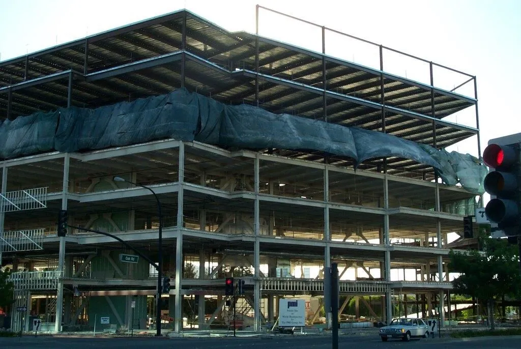 Commercial office building construction by Bravo Building Co.