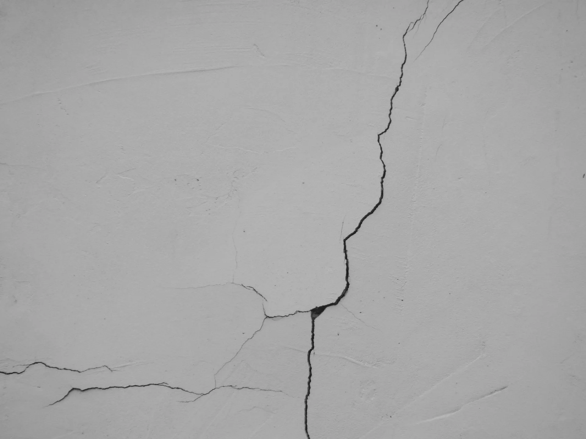 Repairing Foundation Cracks in Luxury Residential Construction